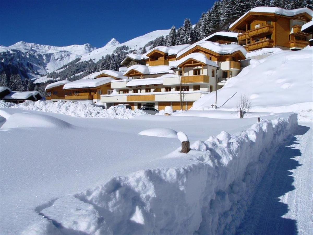Chalet Apartment In Saalbach-Hinterglemm Exterior photo